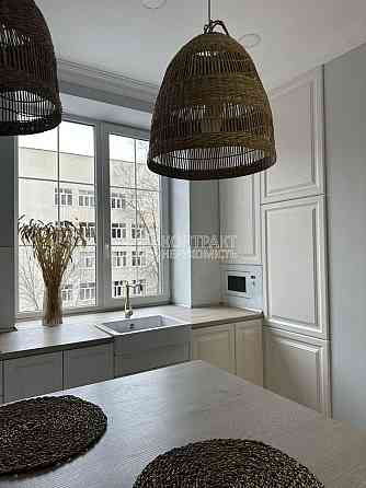 Продаж Квартира 3-кімнатна, 4/5 поверх на вул. Ярослава Мудрого Харків