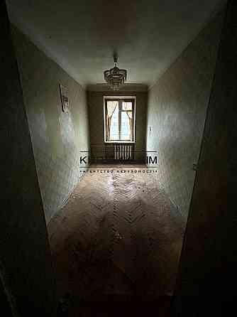 Продаж Квартира 2-кімнатна, 2/5 поверх на вул. Кутузова ул./Генерала Алмазова Kiev