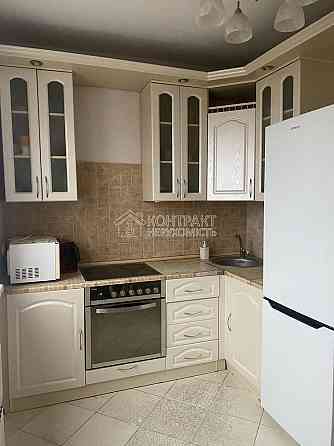 Оренда Квартира 2-кімнатна, 16/16 поверх на вул. Балакірєва Харьков