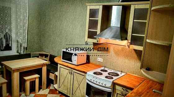 Продаж Квартира 2-кімнатна, 6/16 поверх на Урловская ул. Киев