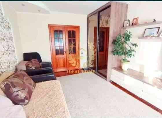 Продаж Квартира 2-кімнатна на Радужная ул., 35 Київ