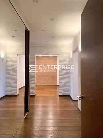 Продаж Квартира 3-кімнатна, 11/16 поверх на вул. Автозаводская Київ