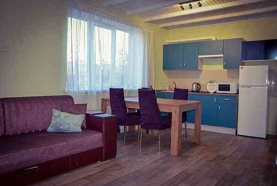 Оренда Квартира 3-кімнатна, 2/3 поверх на Садовая ул. Київ