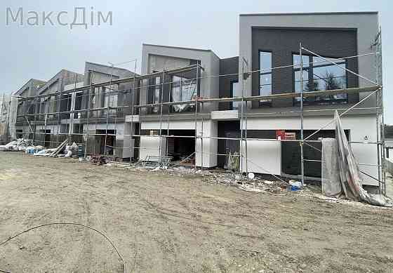 Продаж Будинок 4-кімнатний на вул. Лесі Українки Ternopil'