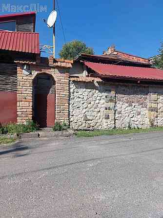 Продаж Будинок 4-кімнатний на вул. Мостова Ternopil'