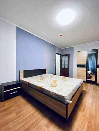 Оренда Квартира 3-кімнатна на Гмыри Бориса ул., 12 Київ