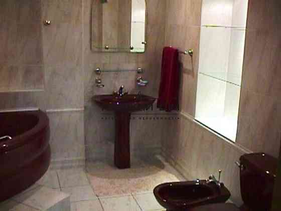 Продаж шикарної 4-х к.кв. біля метро Площа Українських Героїв по вул. Антоновича. Код об'єкту №: 21115386 Київ