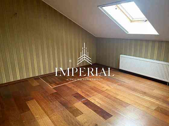 Продаж Квартира 5-кімнатна, 5/5 поверх на вул. Кониського Киев