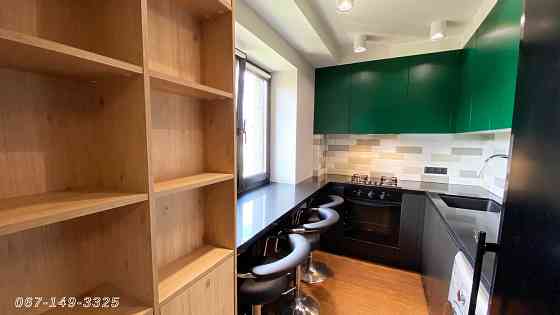 Продаж Квартира 3-кімнатна, 5/8 поверх на Голосіївський просп. (проспект 40-річчя Жовтня) вул., д. 82 Kiev