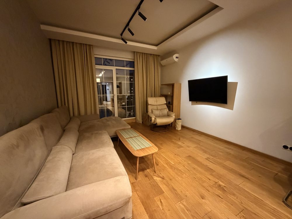 Продаж Квартира 2-кімнатна, 6/9 поверх на Дмитра Луценка вул., д. 10-А Киев - изображение 1