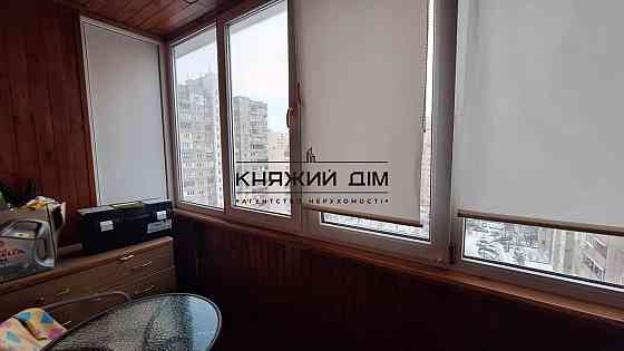 Продаж Квартира 3-кімнатна, 10/10 поверх на Руденко Ларисы ул. Київ