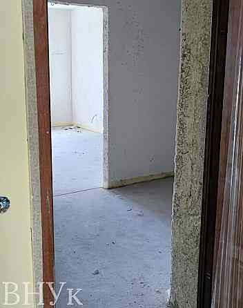 Продаж Квартира 3-кімнатна, 10/10 поверх на вул. Зелена L'viv