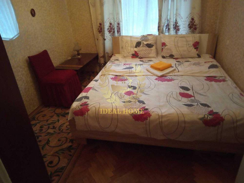 Трикімнатна квартира біля метро Лівобережна Київ - фото 9