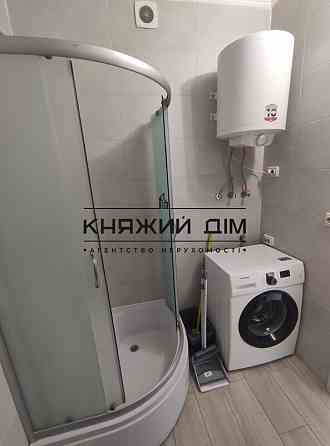 Оренда Квартира 1-кімнатна, 17/26 поверх на Соломенская ул. Київ