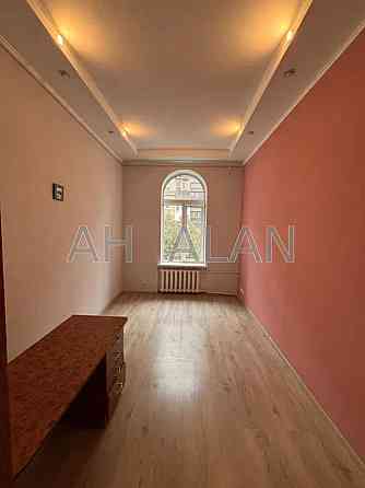 Оренда Будинок 4-кімнатний на Верхній Вал вул., 48/28А Київ