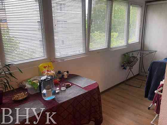 Продаж Квартира 3-кімнатна, 4/4 поверх на вул. Садова Львів