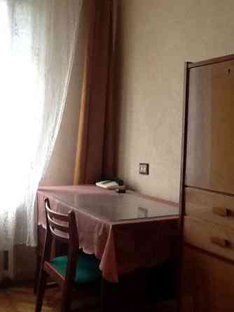 Оренда Квартира 3-кімнатна, 5/9 поверх на ул. Радужная, 3-б Київ