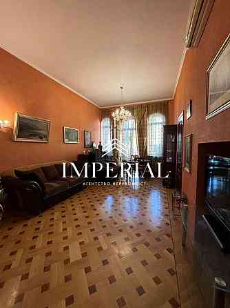 Оренда Квартира 3-кімнатна, 5/5 поверх на вул. Лютеранська Київ