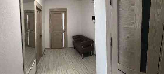 Оренда Квартира 2-кімнатна, 26/27 поверх на ул. Вишняковская Київ