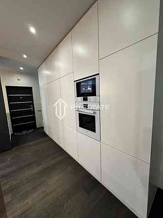 Продаж Квартира 3-кімнатна, 6/10 поверх на вул. Регенераторна Kiev