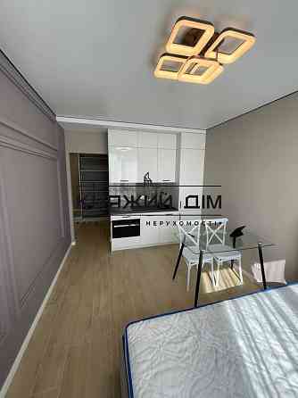 Оренда Квартира 1-кімнатна, 20/25 поверх на Ревуцкого ул. Київ