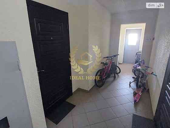 Продаж Квартира 1-кімнатна, 18/24 поверх на Пономарева ул., 26 Kiev