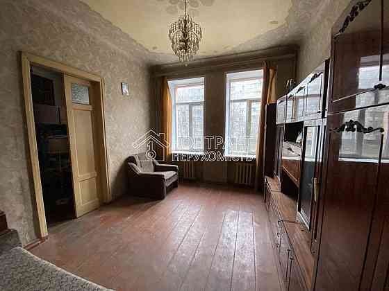 Продаж Квартира 4-кімнатна, 2/3 поверх на вул. Молочна Kharkiv