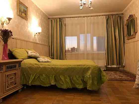 Оренда Квартира 2-кімнатна, 11/11 поверх на пр. Василия Порика, 17 Київ