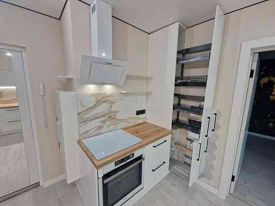 Продаж Квартира 2-кімнатна, 25/25 поверх на Данченка вул., д. 1 Kiev