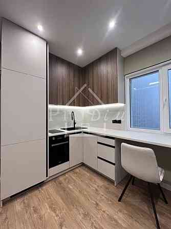 Оренда Квартира 1-кімнатна, 10/21 поверх на Михайла Максимовича вул. (Онуфрія Трутенка), 26Д Київ