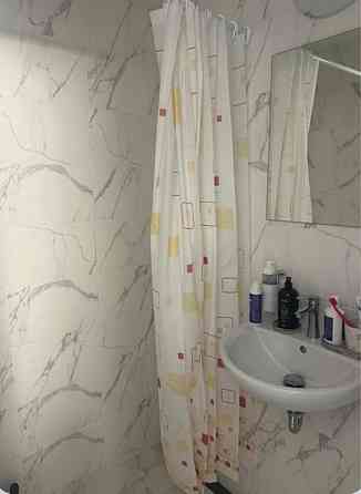 Оренда Квартира 1-кімнатна, 21/26 поверх на Ревуцкого ул., 40 б Киев