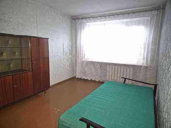 Продаж Квартира 2-кімнатна, 1/5 поверх на Кленовая ул., 5 Дніпро