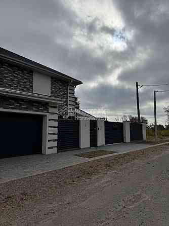 Продаж Будинок 3-кімнатний на вул. пр.Победы Харків