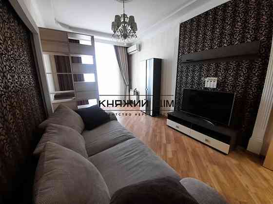 Оренда Квартира 3-кімнатна, 2/5 поверх на Ереванская ул. Київ