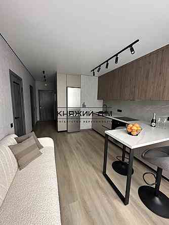 Оренда Квартира 1-кімнатна, 3/25 поверх на Братів Чибінєєвих Kiev