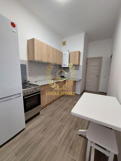 Продам 2-кімнатну квартиру у Святопетрівському  - фото 1