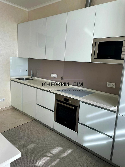 Оренда Квартира 1-кімнатна, 18/24 поверх на вул. Клименко Ивана ул./Преображенська Киев - изображение 2