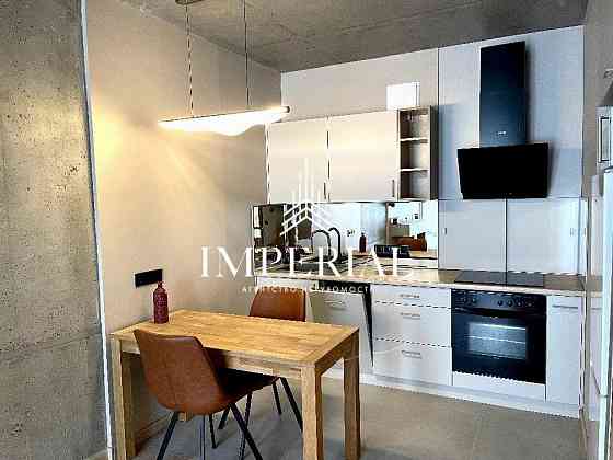 Оренда Квартира 1-кімнатна, 24/26 поверх на вул. Європейського Союзу Kiev