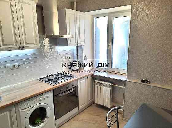 Оренда Квартира 2-кімнатна, 4/5 поверх на вул. Шамрыло Тимофея ул./Парково-Сирецька Киев