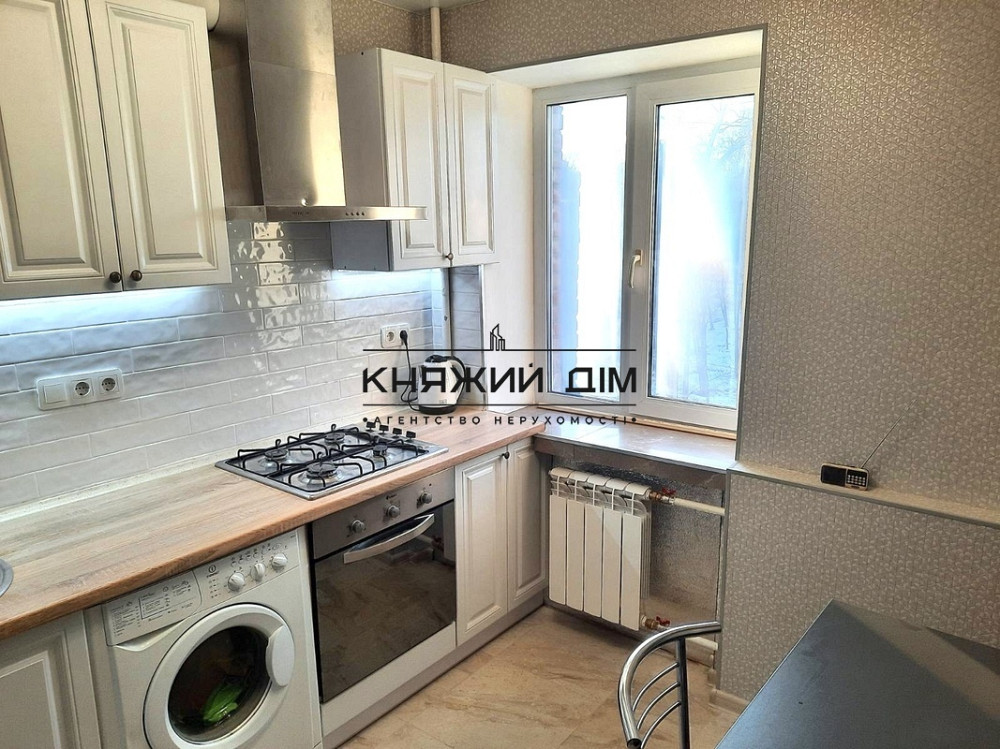 Оренда Квартира 2-кімнатна, 4/5 поверх на вул. Шамрыло Тимофея ул./Парково-Сирецька Киев - изображение 3