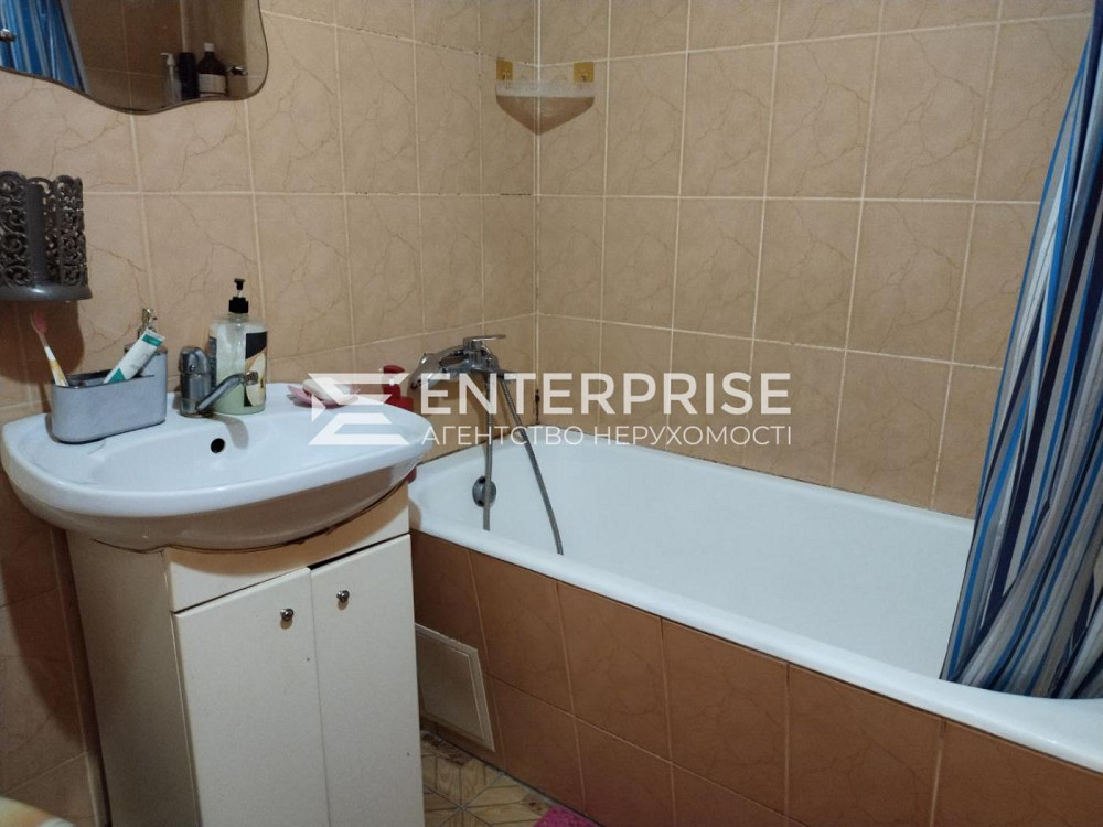 Продаж Квартира 1-кімнатна, 4/5 поверх на вул. Харківське шосе Київ - фото 4