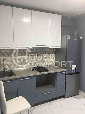 Оренда Квартира 2-кімнатна, 6/9 поверх на Велика Васильківська вул., 145/1 Kiev