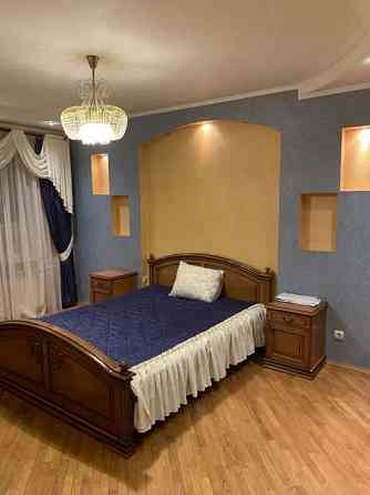 Оренда Квартира 3-кімнатна, 4/15 поверх на пр. Петра Григоренко, 7а Kiev