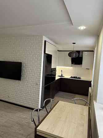 Продаж Квартира 3-кімнатна, 1/5 поверх на вул. Гречка Zhytomyr