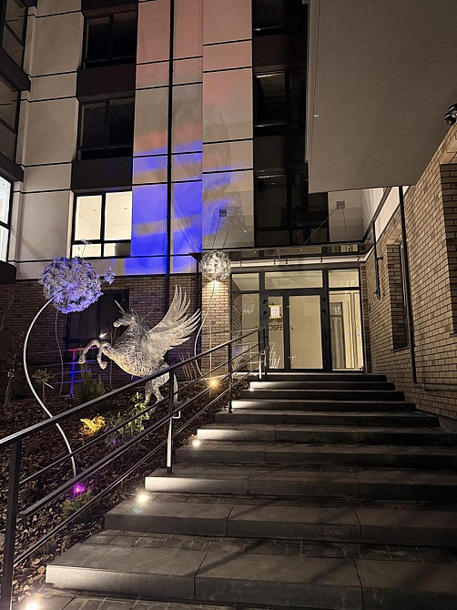 Продаж Квартира 1-кімнатна, 1/5 поверх на вул. Захисників Маріуполя Рівне - фото 1