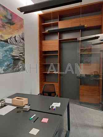 Оренда Будинок 4-кімнатний на Антоновича вул., 23 Kiev