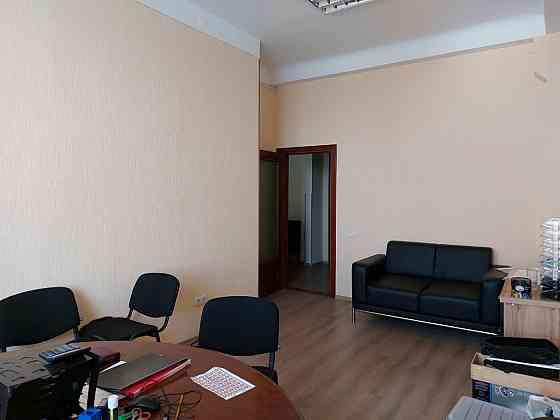 Продаж офісне приміщення на площадь Соломенская, д.2 приміщень - 5, поверх - 6/9 Киев