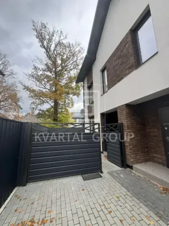 Продажа 2-этажный Таунхаус с участком 1.5 сот 120 кв.м 3 комн. на Ніжинська Ирпень