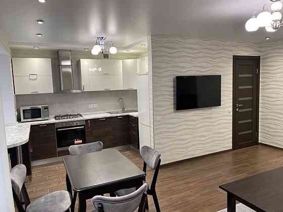 Оренда Квартира 3-кімнатна, 9/9 поверх на ул. Рыбальская, 7 Киев