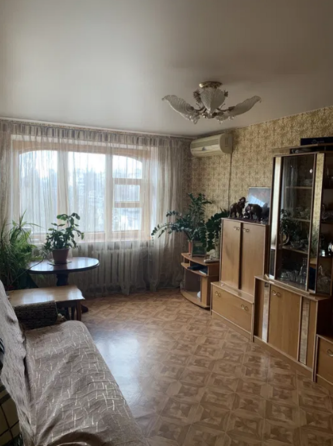 Продаж Квартира 4-кімнатна, 7/9 поверх на Маршала Бабаджаняна вулиця, 71 Одесса